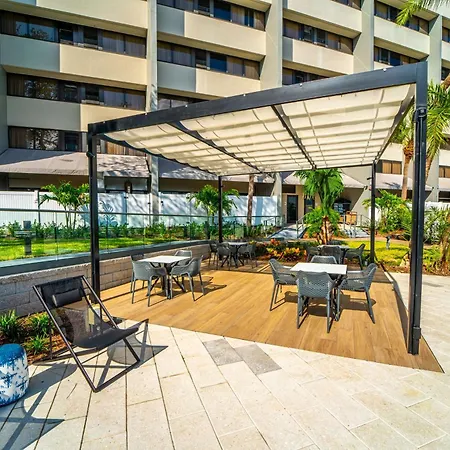 Doubletree By Hilton Tampa Rocky Point Waterfront-3